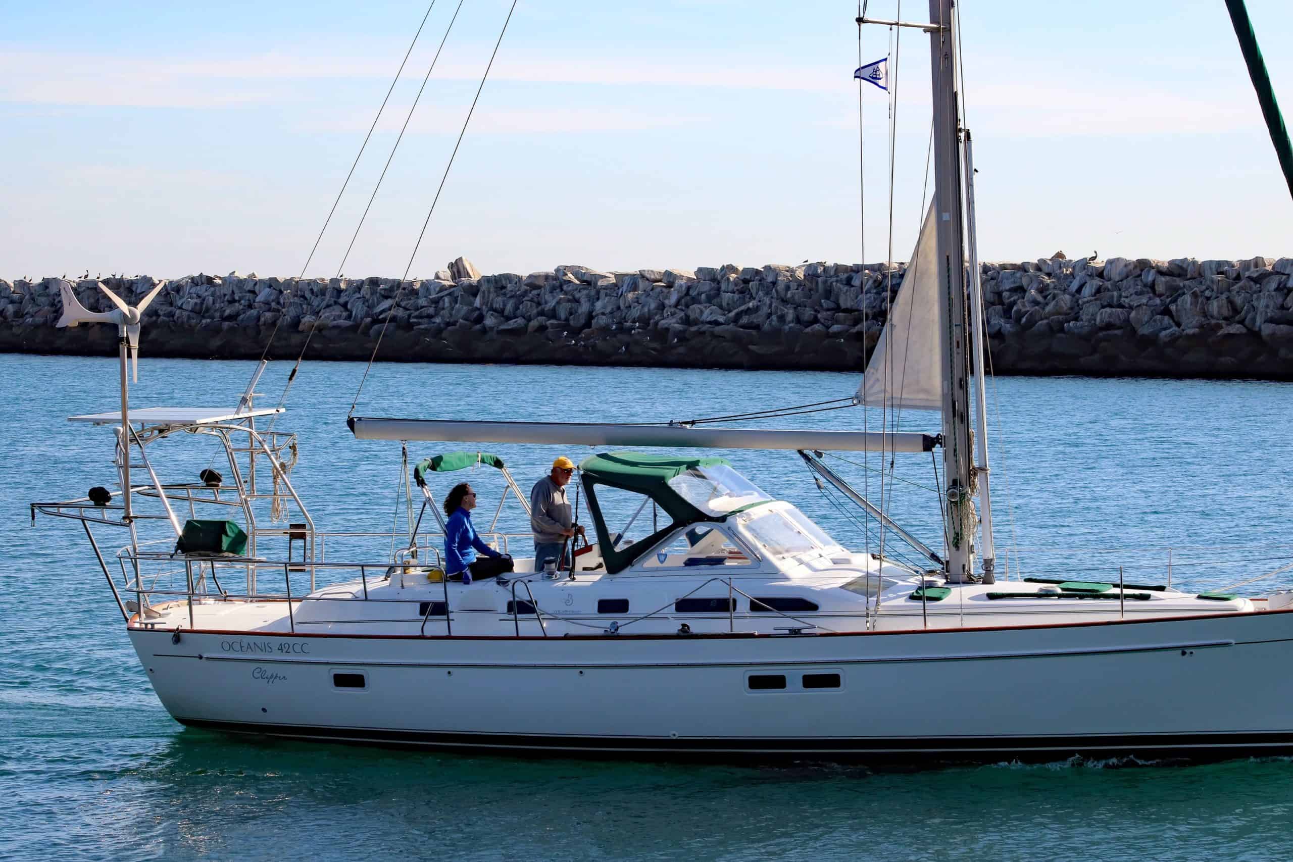 42 ft beneteau sailboat