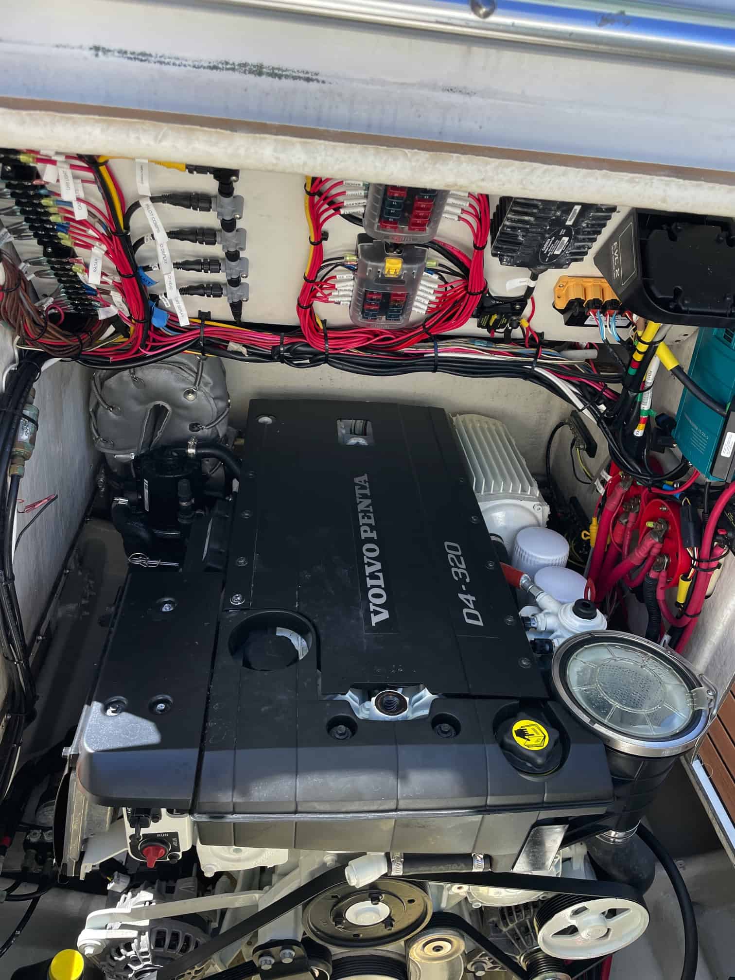 24Bimini24CuddyCabinforsale49 West Coast Yachts